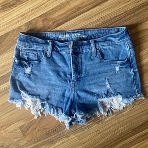 Jean shorts size 8/29